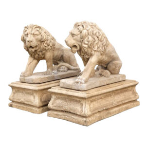 Antique Garden Staty "Lejon Stand" – Grevinnans Butik & Inredning